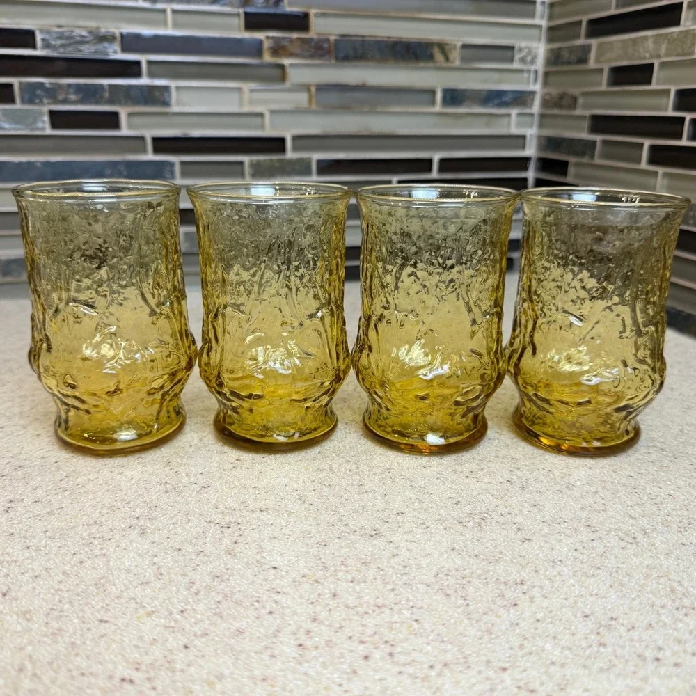 VTG Anchor Hocking Amber Rain Flower 4